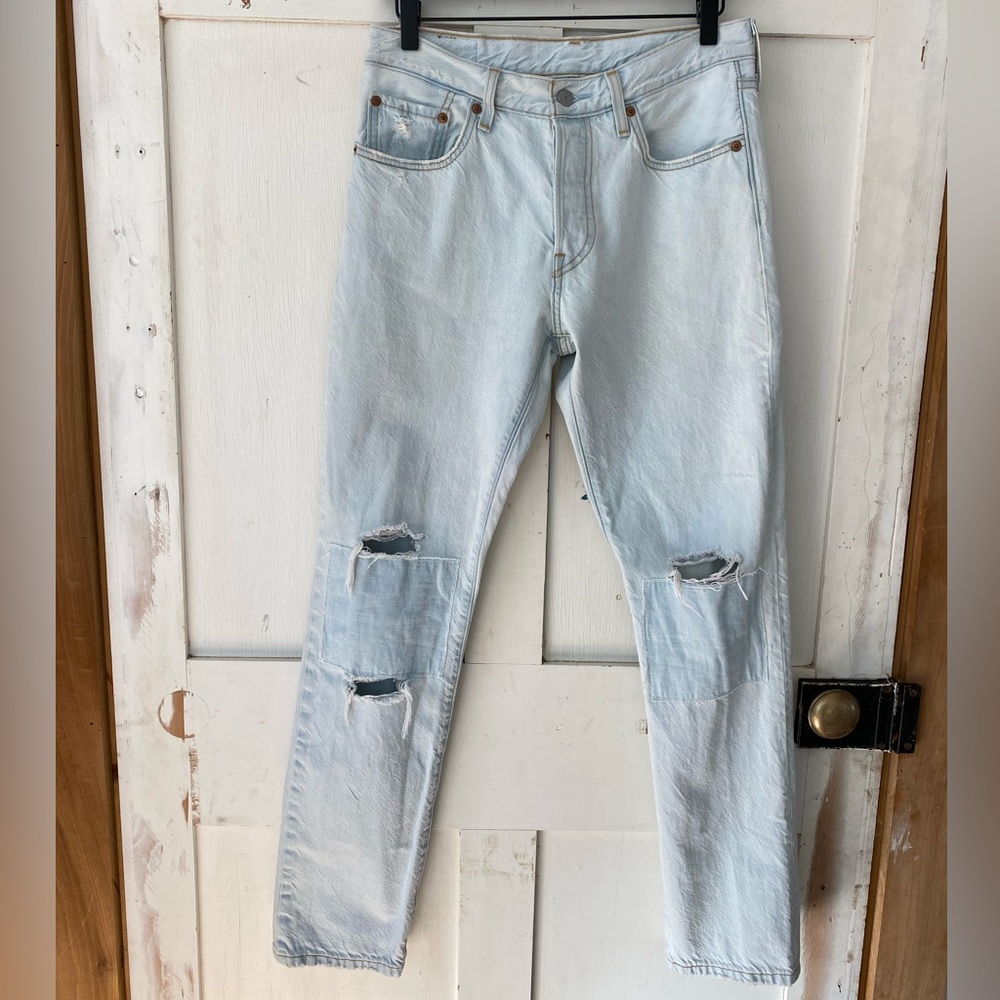 Levi 501’s red tag light wash straight leg high waist sz 27